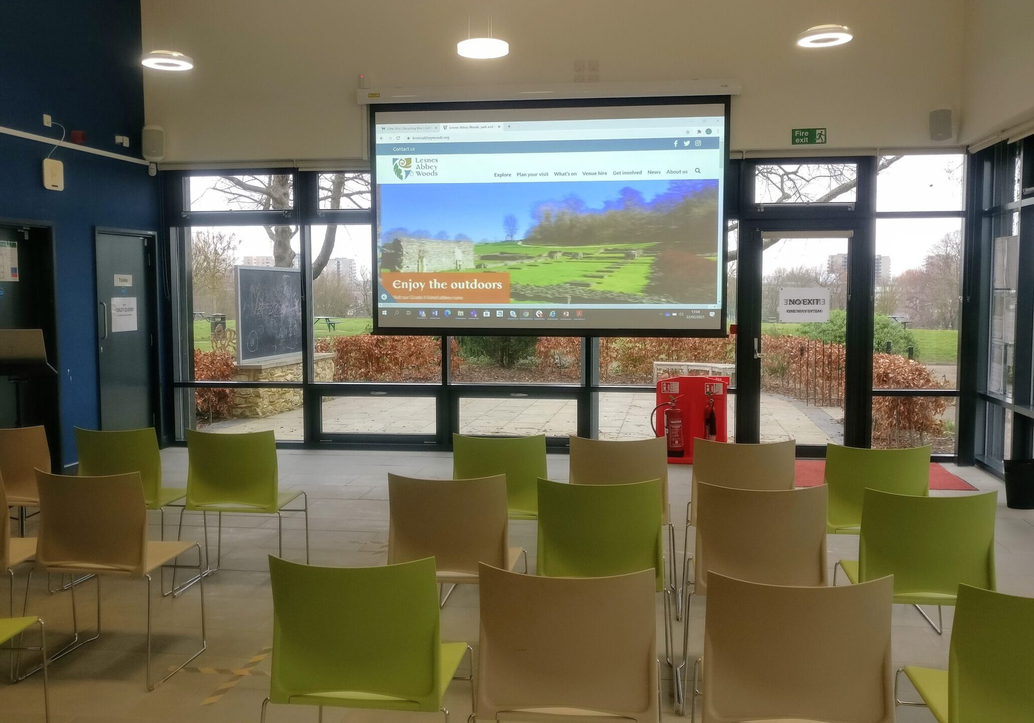 Lesnes Abbey Lodge with screen